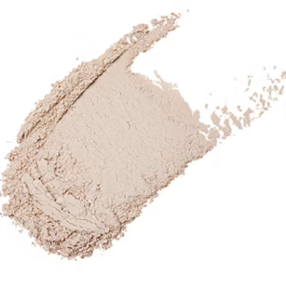 Rodial Glass Powder - Loose Blurring Powder - Picture 4 of 4